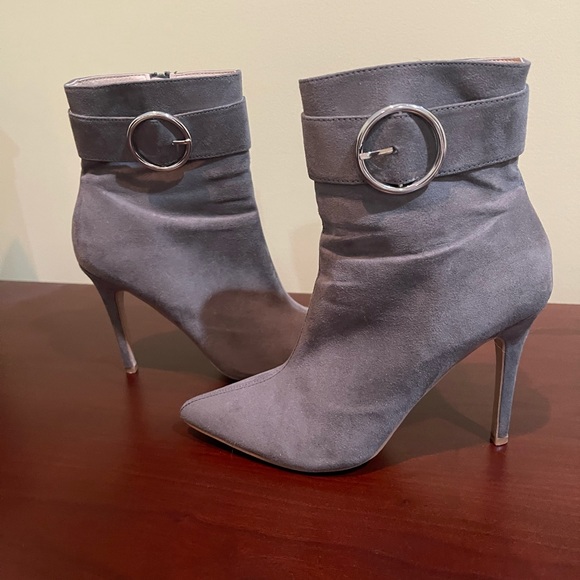 Gray faux swede boots, size 8. - Picture 2 of 4